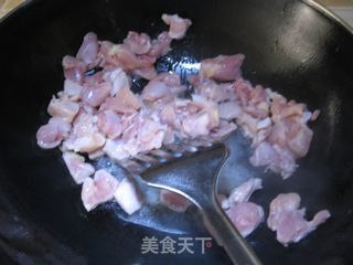 电饭锅做港式煲饭——香菇鸡煲饭的做法步骤：2