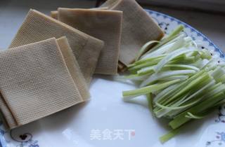 京酱肉丝的做法步骤:3