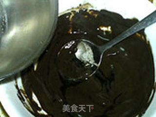 桃肉龟苓膏的做法步骤:5