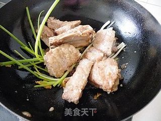 开胃荤菜-----葱烧大排的做法步骤:11