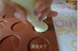 开心果马卡龙(大师配方—详细步骤)的做法步骤:17