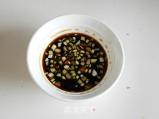 白灼明虾的做法步骤：2