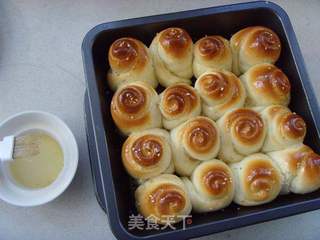 性感,诱人---脆底蜂蜜小面包的做法步骤:14