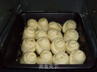 性感,诱人---脆底蜂蜜小面包的做法步骤:13
