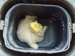 性感,诱人---脆底蜂蜜小面包的做法步骤:3