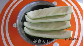 西葫芦素馅蒸饺的做法步骤:4