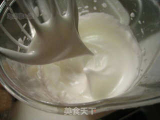 粉红之心蛋糕----不用裱花的华丽丽的奶油蛋糕的做法步骤:5