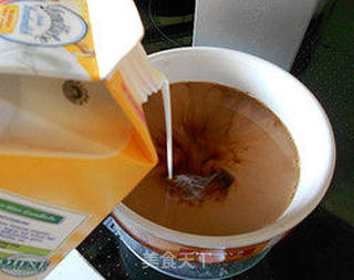 【布丁奶茶】夏日消暑甜品的做法步骤:6