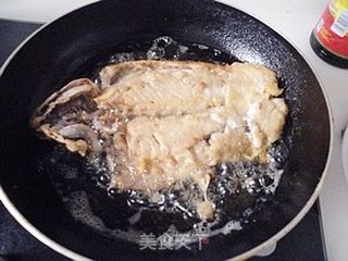 香酥鲅鱼的做法步骤:7