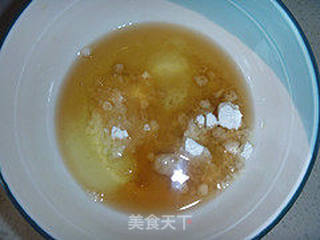 酸菜鱼（附鱼肉滑嫩小窍门）的做法步骤：4