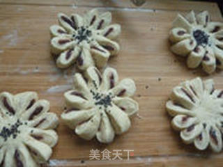 油煎菊花馒头的做法步骤:11