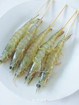 口口酥脆口口爱 【椒盐虾串】 (零难度)的做法步骤:5