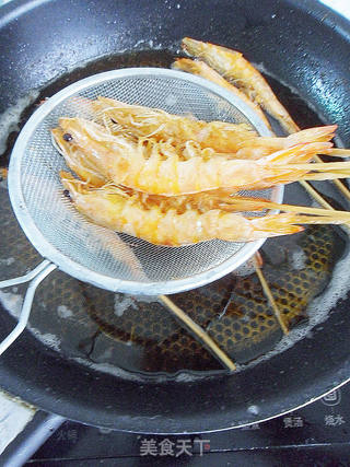 口口酥脆口口爱 【椒盐虾串】 (零难度)的做法步骤:7