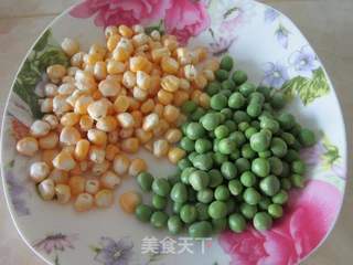 玉米虾仁蛋炒饭的做法步骤：2