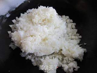 玉米虾仁蛋炒饭的做法步骤：8