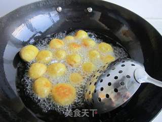 炸红薯丸子的做法步骤:8