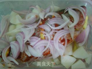 微波版泰式酱蒸鲈鱼的做法步骤：6