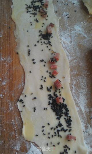 牛肉黑芝麻千层饼的做法步骤:4