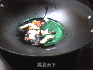 海带丝油豆腐烧香干豌豆的做法步骤：8