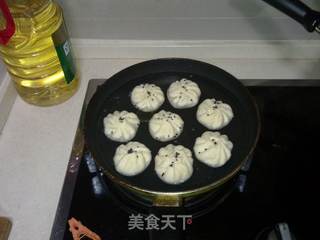 卷心菜生煎包的做法步骤:9