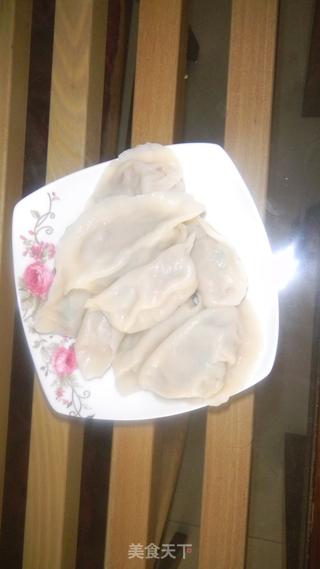 猪肉莲藕芹菜水饺的做法步骤：10