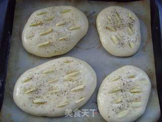 蒜味佛卡恰的做法步骤:9