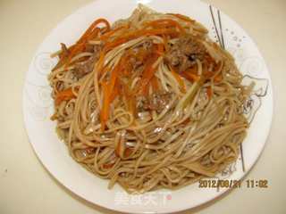 挂面也能做出美味炒面的做法步骤:8