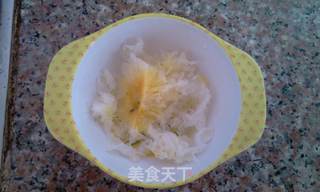 冰糖银耳莲子羹的做法步骤:4