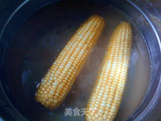 甜心玉米棒的做法步骤:2