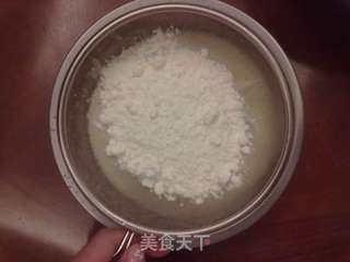 草莓酱夹心蛋糕的做法步骤：3