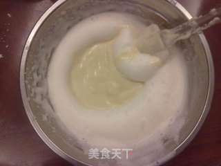 草莓酱夹心蛋糕的做法步骤：8