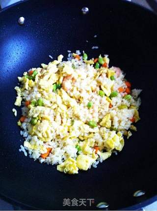 虾仁炒饭的做法步骤:7