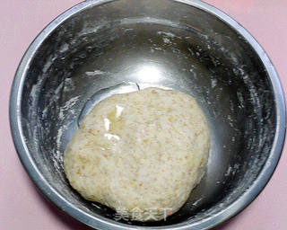 养生美食~麦麸红豆沙面包的做法步骤:4