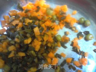 剩菜剩饭的魅力蜕变------窝窝头饭团的做法步骤：4