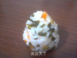 剩菜剩饭的魅力蜕变------窝窝头饭团的做法步骤：6