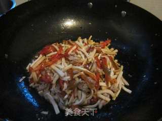 豆腐丝炒肉的做法步骤：8