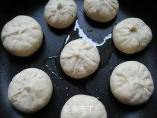 生煎包的做法步骤:11