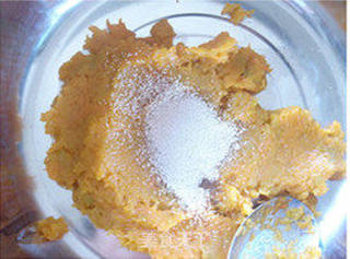 南瓜系列面食——【南瓜菊花卷】的做法步骤：2