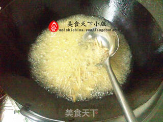 【简单煮意】鲜茶树菇炒牛柳的做法步骤:5