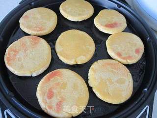 粗粮细吃——红薯馅玉米饼的做法步骤:10