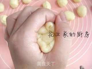 酥皮蛋黄月饼的做法步骤:7