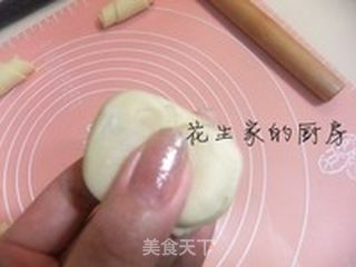 酥皮蛋黄月饼的做法步骤：15