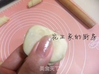 酥皮蛋黄月饼的做法步骤:15