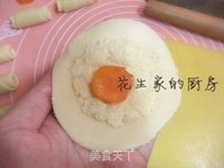 酥皮蛋黄月饼的做法步骤:17