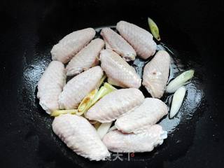 意大利肯爱低泡葡萄洒试用报告------红酒烧鸡翅的做法步骤:4