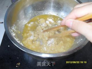 不用油电饼铛做小酥饼的做法步骤：2