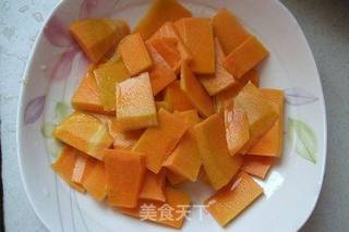 南瓜炒百合的做法步骤:3