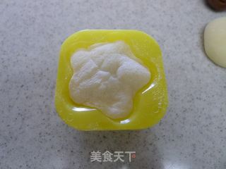 冰皮月饼 …… 微波炉版的做法步骤：8