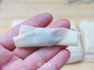 平常幸福味道——韭菜鲜肉馄饨的做法步骤:11