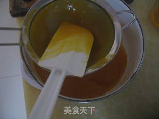 入口即化的芒果慕斯蛋糕。超详细哦~的做法步骤:3